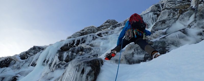 picture of ice climber on a "cold climb" in the North West Highlands