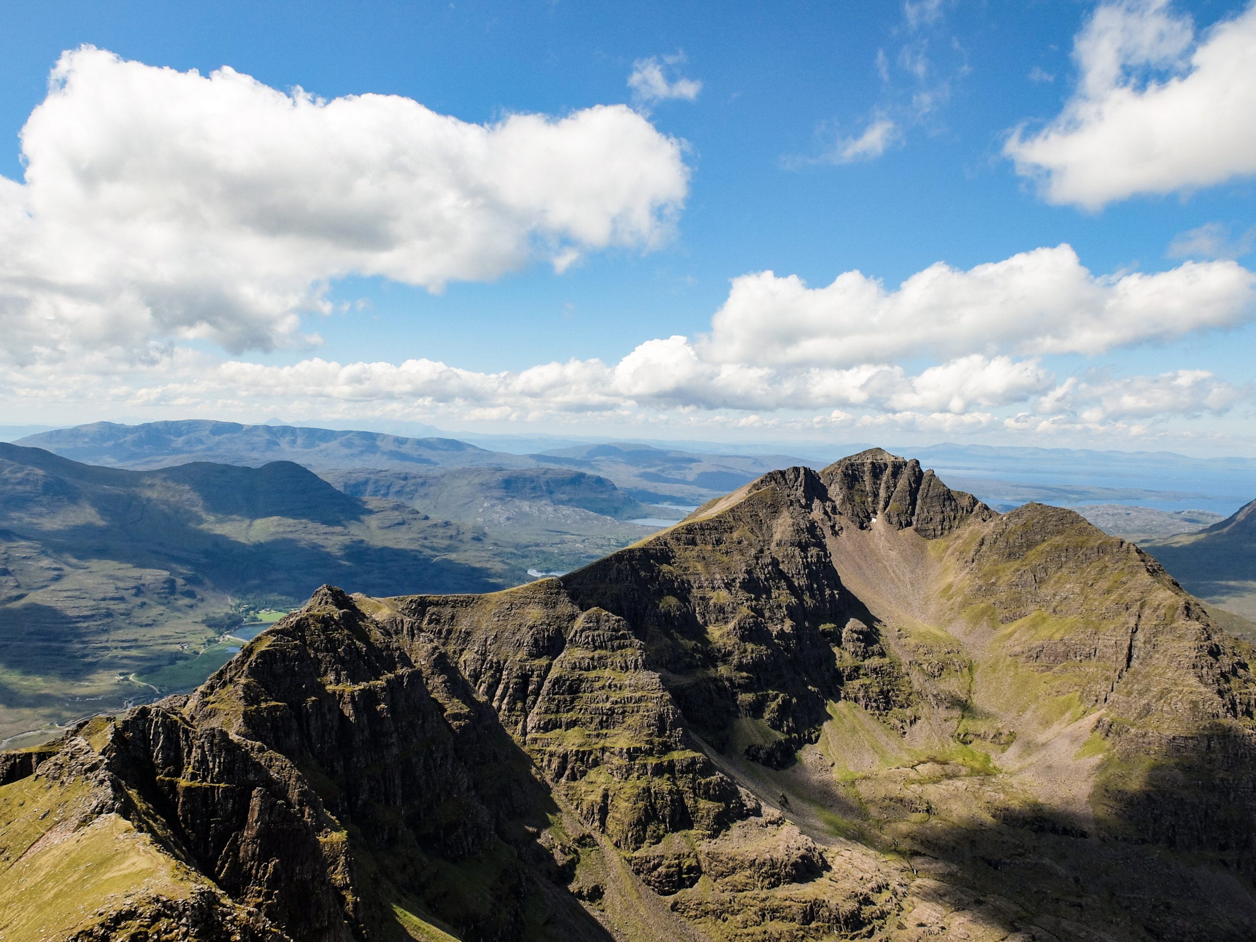 Mullach an Rathain, Liathach