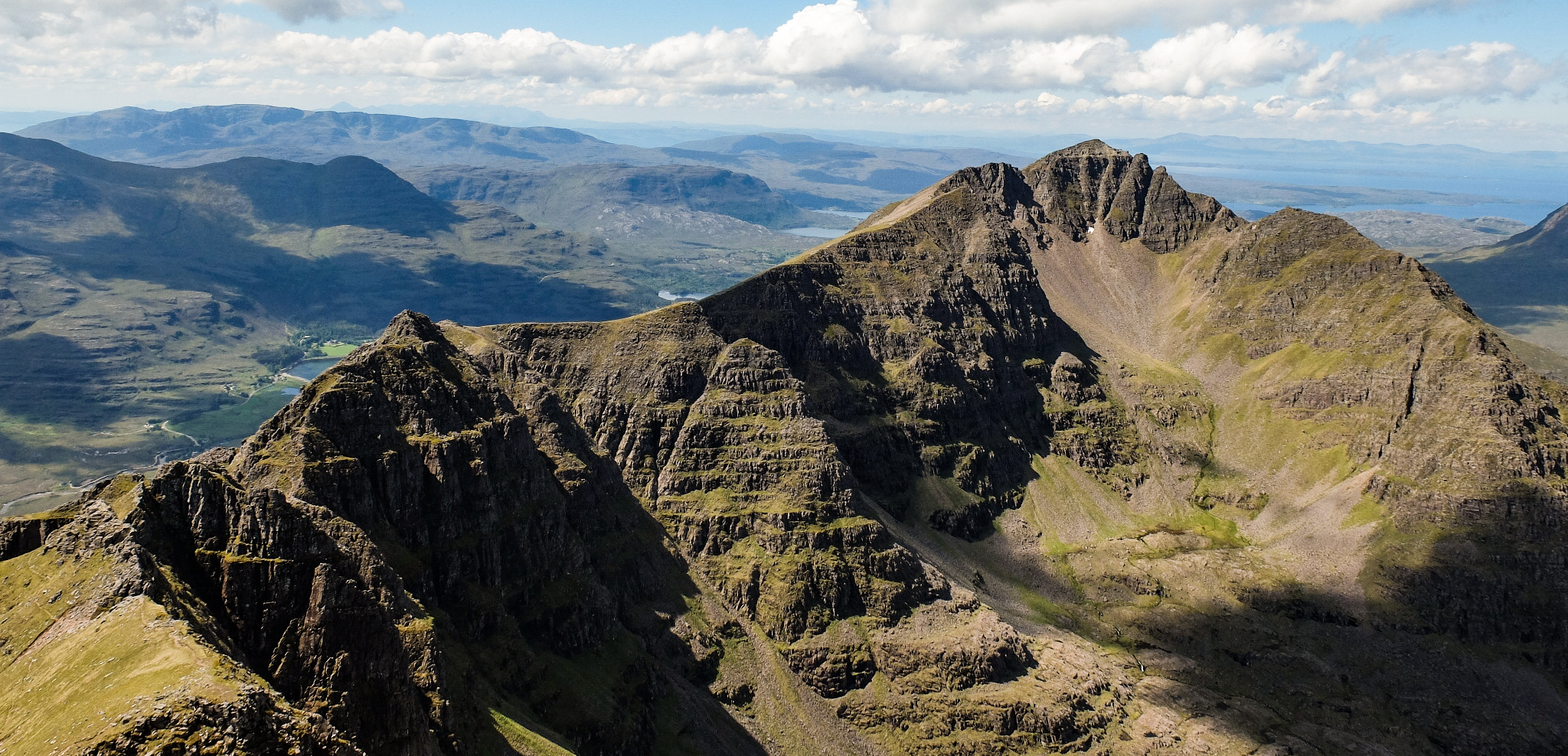 Mullach an Rathain, Liathach